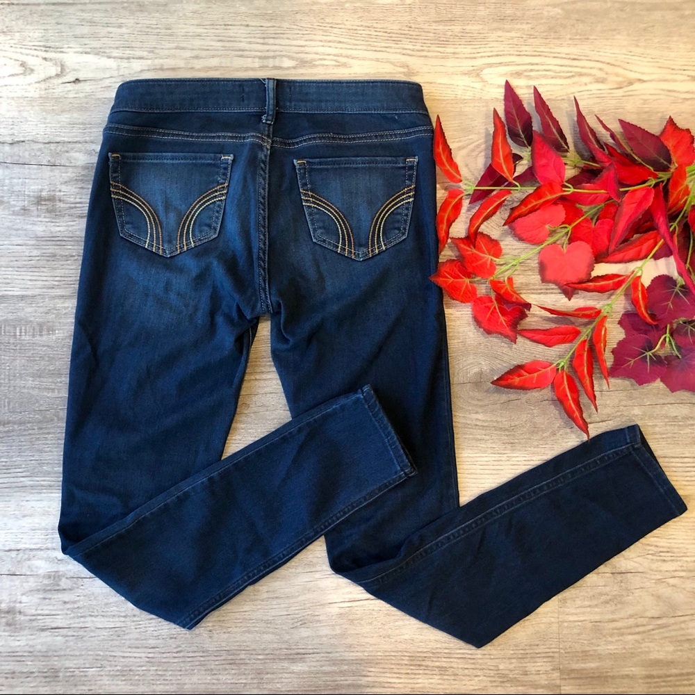 Hollister Skinny Jeans - Picture 4 of 5